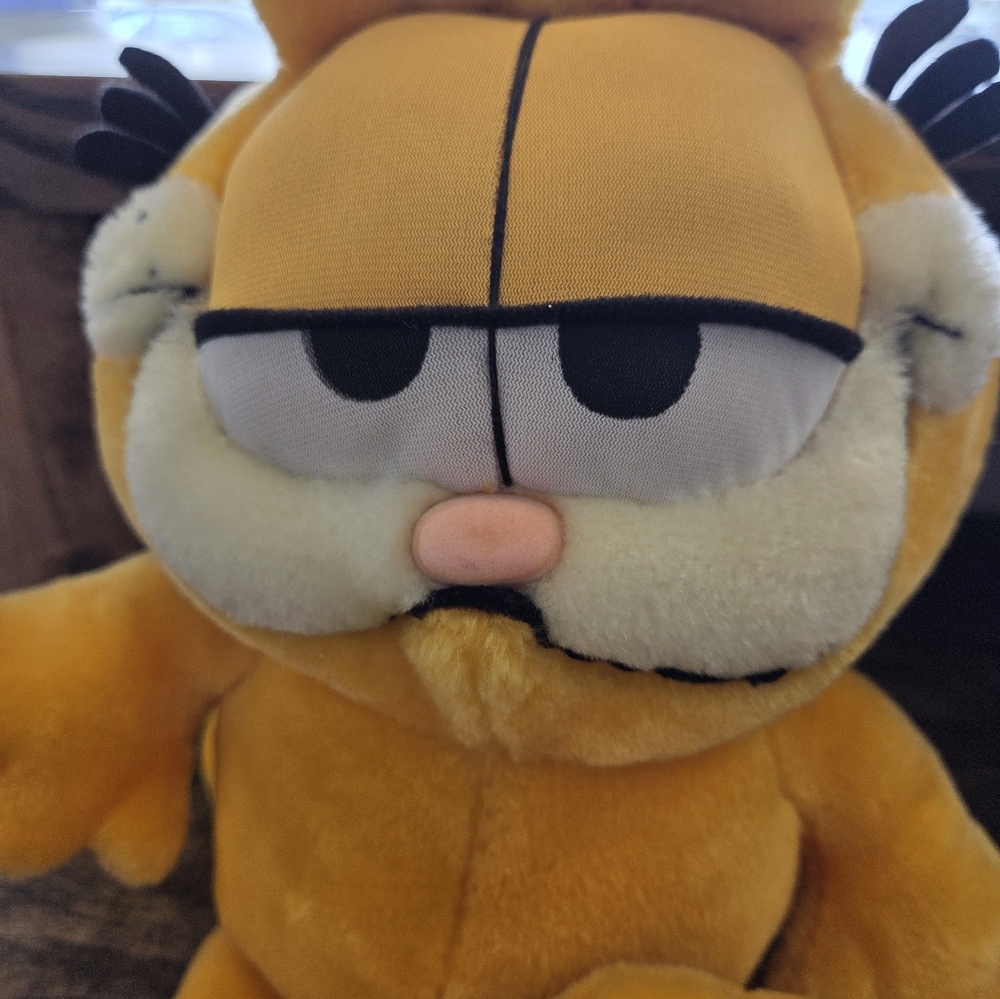 Vintage Garfield Plush Toy - Yellow, By Play By Play - Picture 2 of 7